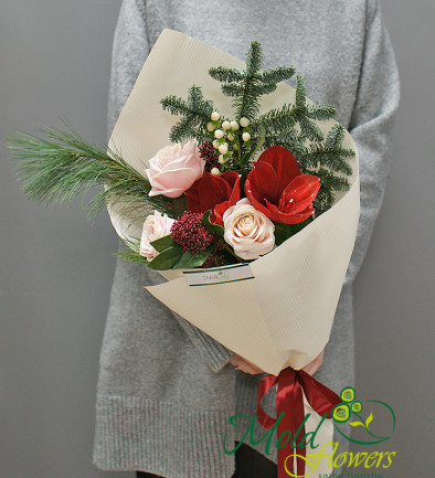 Bouquet with amaryllis and roses ''Winter Compliment'' photo 394x433